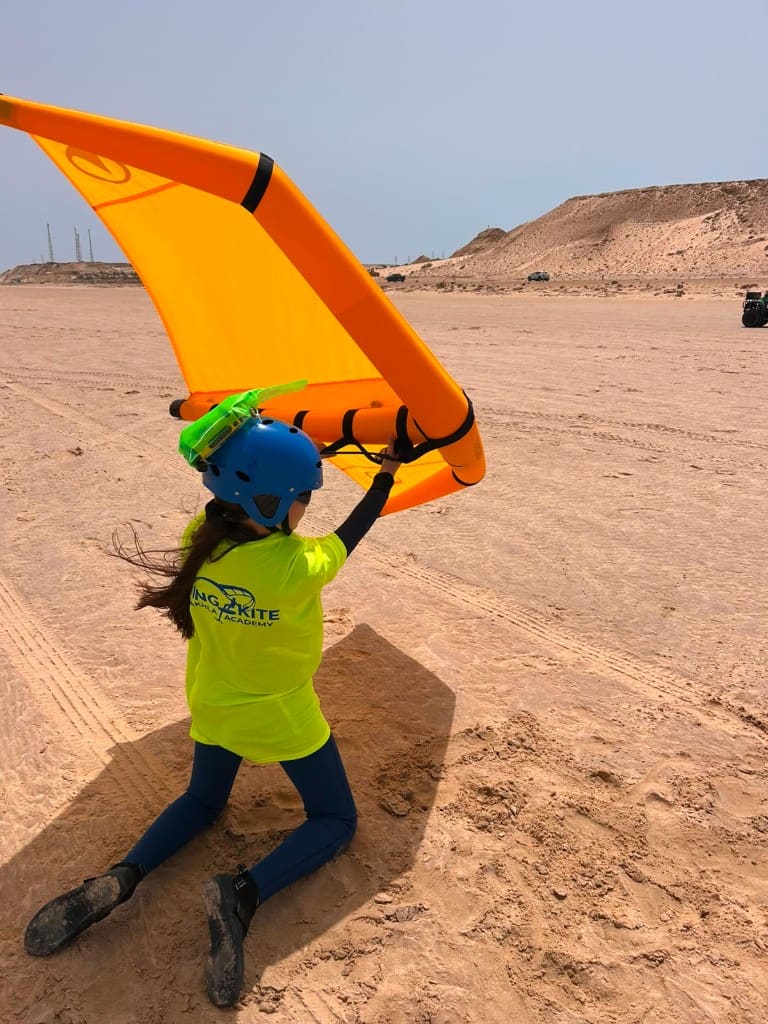 Learning with rental wing on the sand
